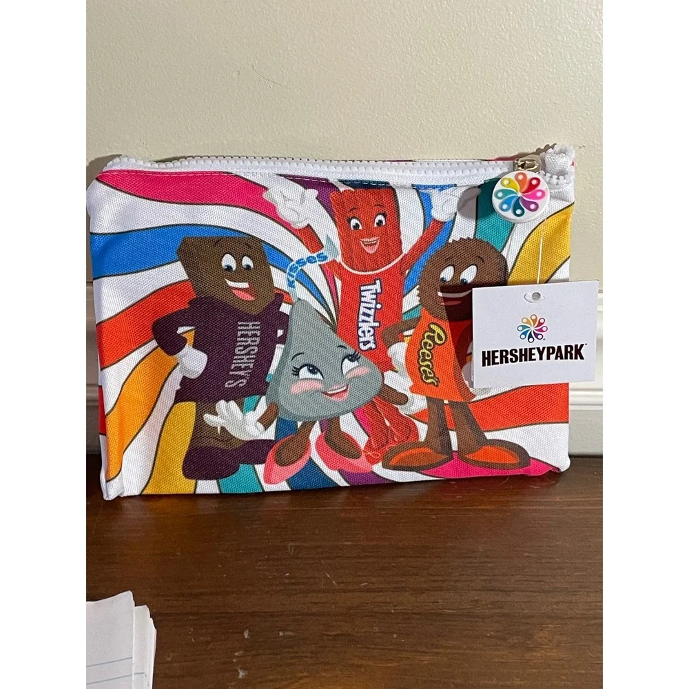 Hersheypark Candy Characters Zipper Pouch Travel Bag Hershey Reese Twizzler NEW